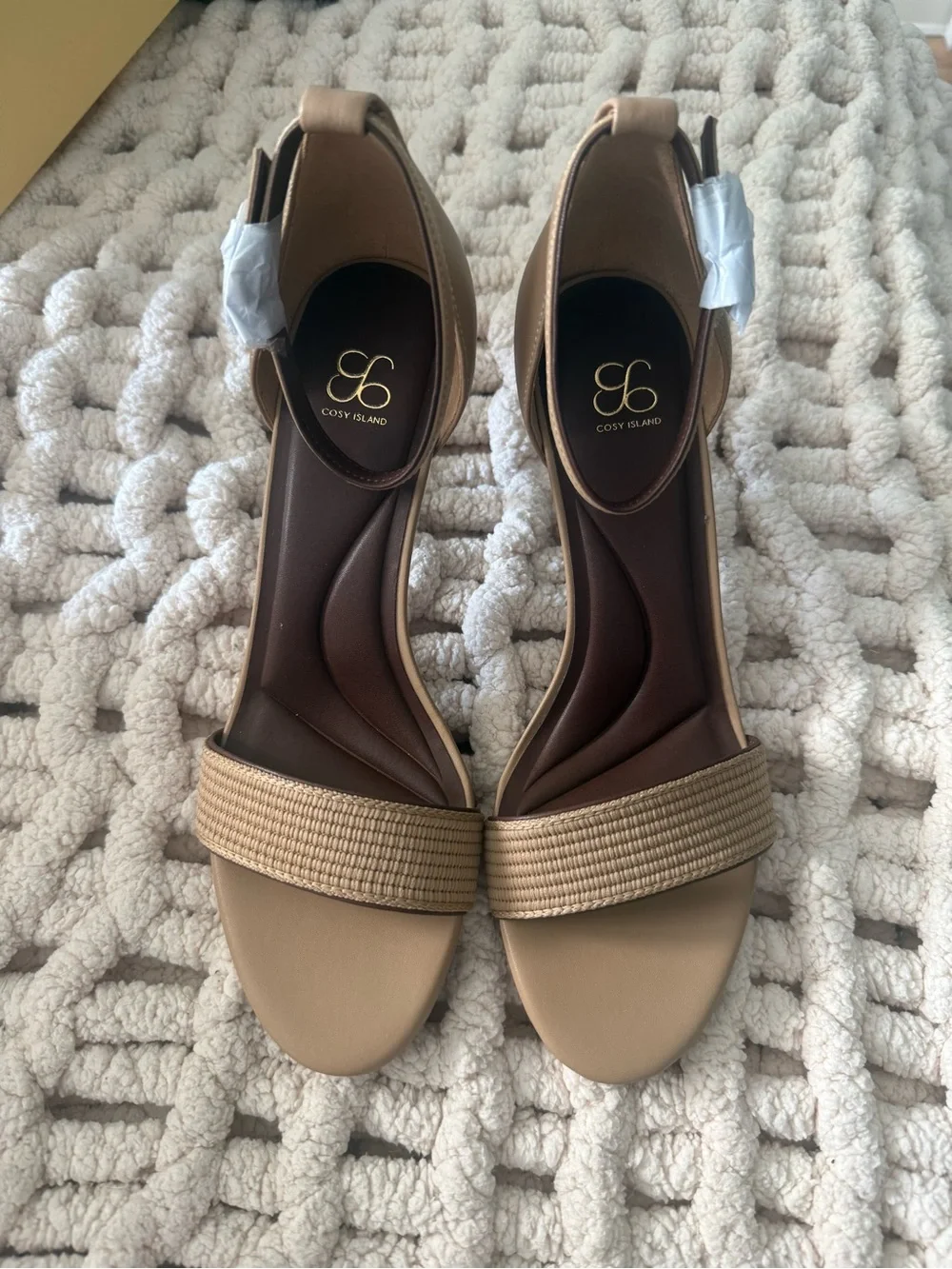 Cosy Island VibeStrap Single-Band Round Toe Heeled Sandal
